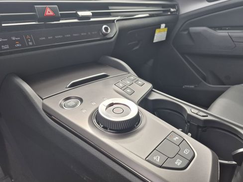 New 2026 Kia Sportage SX Prestige AWD/4WD image 9