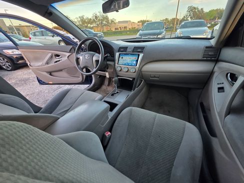 Used 2008 Toyota Camry LE FWD image 18