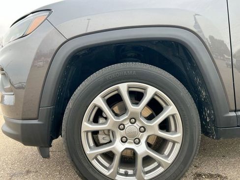 Used 2022 Jeep Compass Latitude image 20