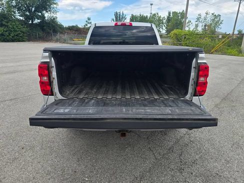 Used 2016 Chevrolet Silverado 1500 Custom w/ Custom Convenience Package AWD/4WD image 5