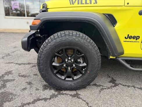 Certified 2023 Jeep Wrangler Unlimited Sport AWD/4WD image 3