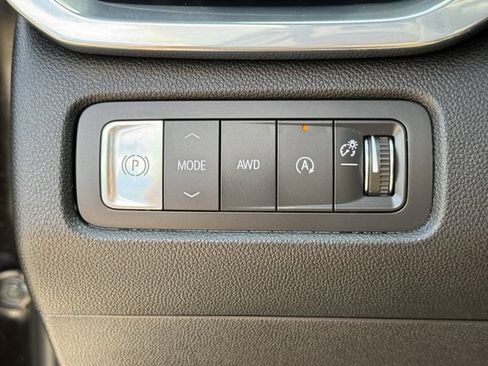 Used 2024 GMC Acadia Denali w/ Super Cruise Package AWD/4WD image 26