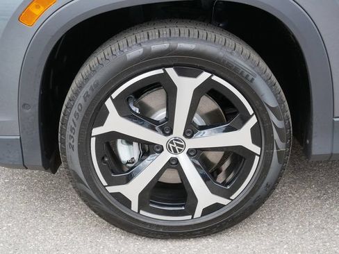 New 2026 Volkswagen Tiguan SE AWD/4WD image 5