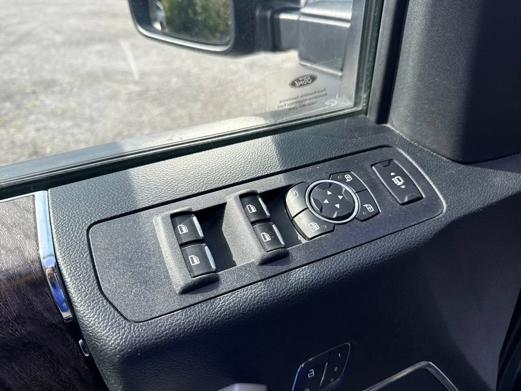Used 2018 Ford F250 Lariat w/ Snow Plow Prep Package AWD/4WD image 8