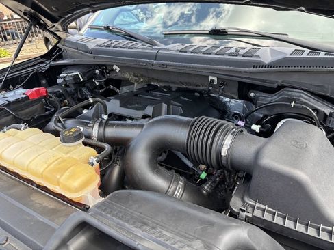 Used 2017 Ford F150 XL w/ Equipment Group 101A Mid AWD/4WD image 24