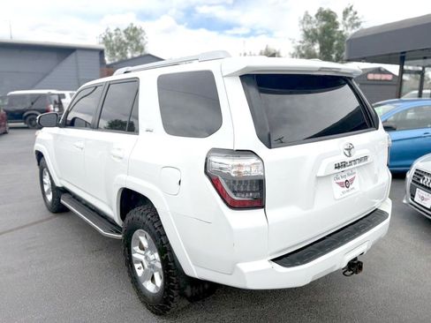 Used 2015 Toyota 4Runner SR5 Premium AWD/4WD image 5