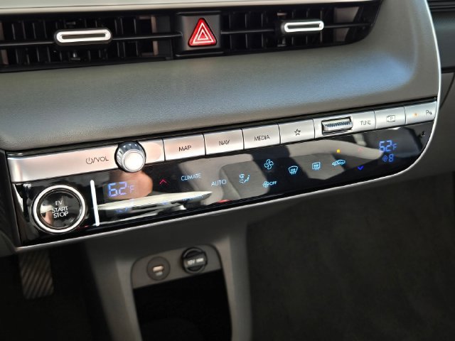 Used 2024 Hyundai Ioniq 5 SE RWD image 27