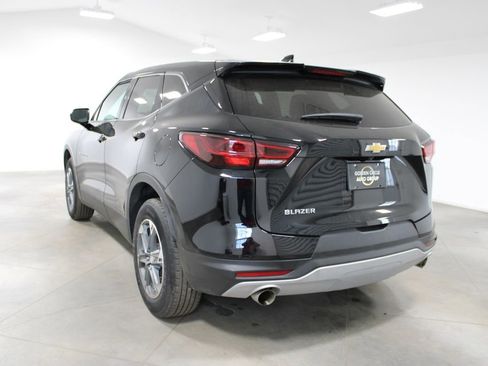 Used 2025 Chevrolet Blazer LT image 7