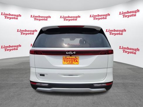 Used 2024 Kia Carnival EX FWD image 24