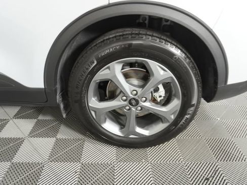 Used 2025 Ford Escape ST-Line FWD image 18