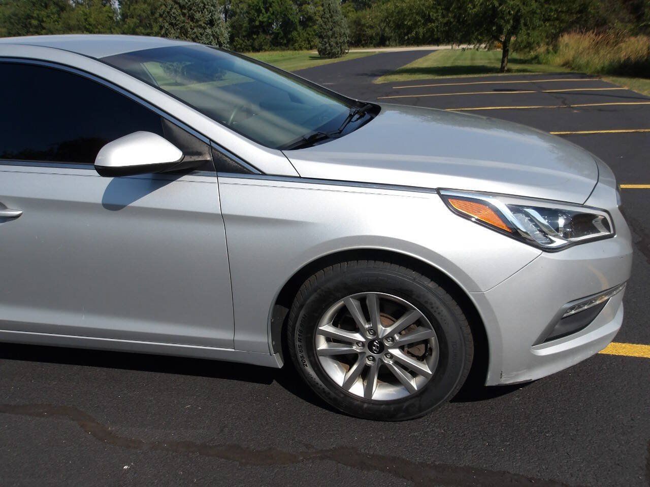 Used 2015 Hyundai Sonata SE w/ Option Group 02 FWD image 31
