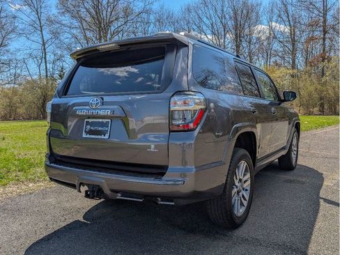 Used 2022 Toyota 4Runner TRD Sport w/ Technology Package AWD/4WD image 5