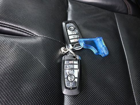 Used 2020 Lincoln Aviator Reserve w/ Equipment Group 202A image 69