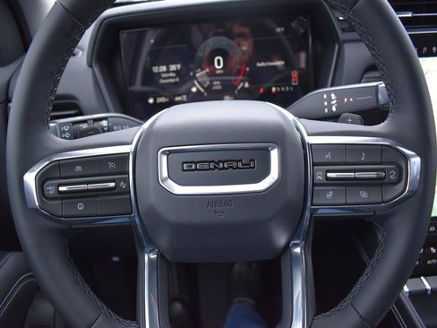 New 2026 GMC Terrain Denali w/ LPO, Black Badging Package image 20