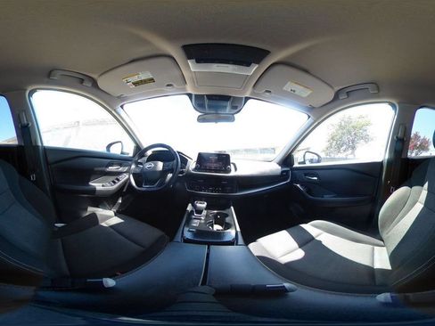 Used 2025 Nissan Rogue SV FWD image 44