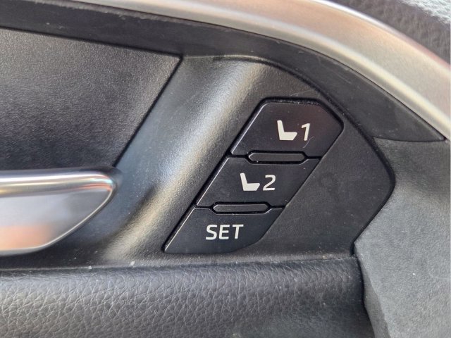 Used 2021 Toyota RAV4 Limited AWD/4WD image 37