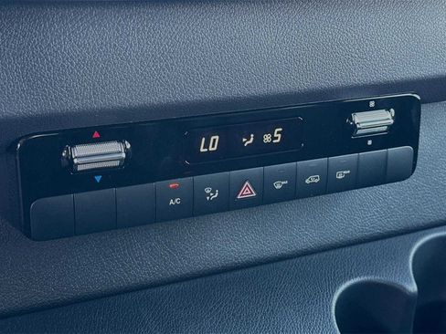 Used 2024 Mercedes-Benz Sprinter 144 Cargo image 20