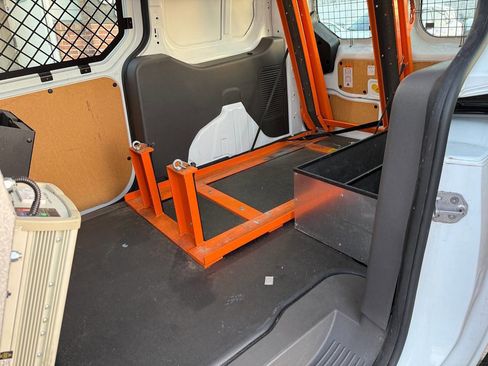 Used 2021 Ford Transit Connect XL w/ CNG/LPG Engine Prep Package image 17