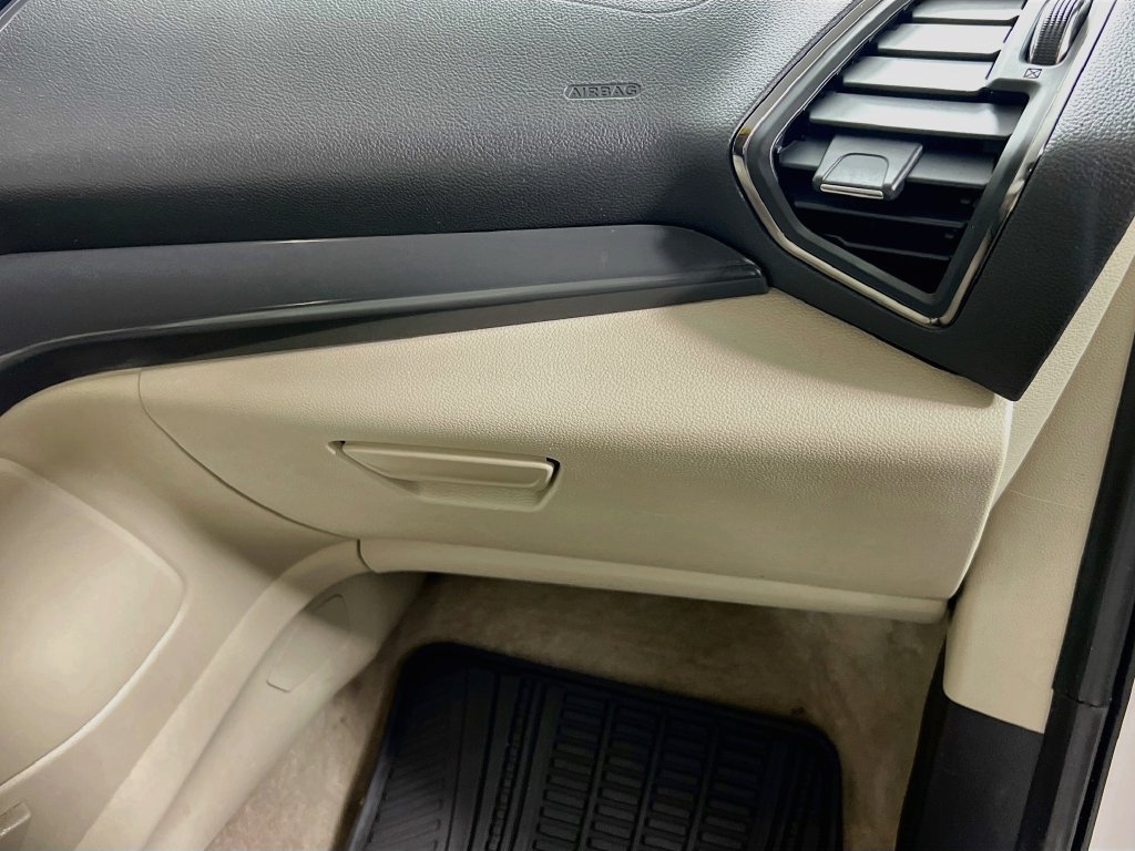 Used 2016 Ford Escape Titanium FWD image 30