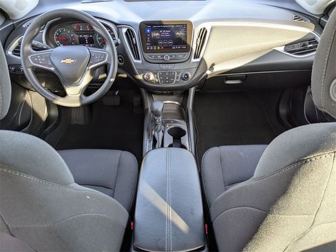 Used 2024 Chevrolet Malibu LT image 33