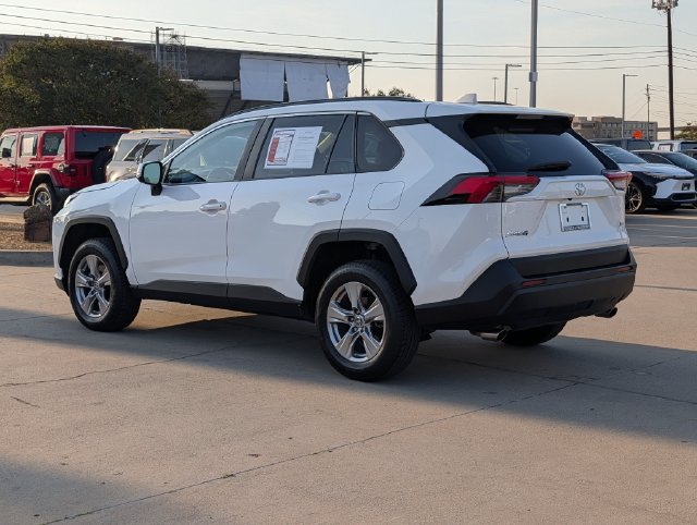 Used 2023 Toyota RAV4 XLE FWD image 10