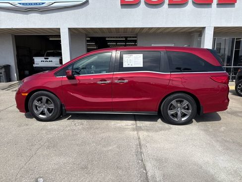 Used 2022 Honda Odyssey EX image 2