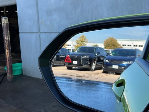 Used 2025 Hyundai Kona SEL image 20