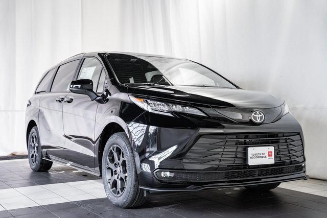 New 2026 Toyota Sienna XLE Woodland Edition AWD/4WD image 1
