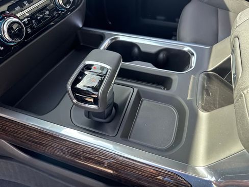 New 2026 GMC Sierra 1500 Elevation w/ Elevation Premium Package AWD/4WD image 18