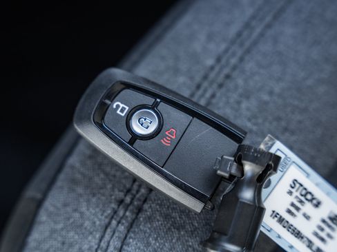 New 2025 Ford Bronco 4-Door image 40