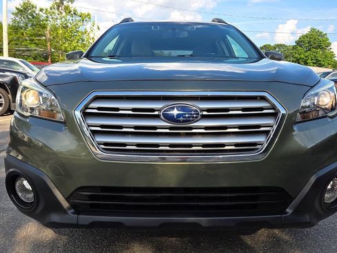 Used 2016 Subaru Outback 2.5i Premium AWD/4WD image 3