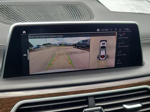 Used 2022 BMW 750i xDrive w/ Executive Package AWD/4WD image 27