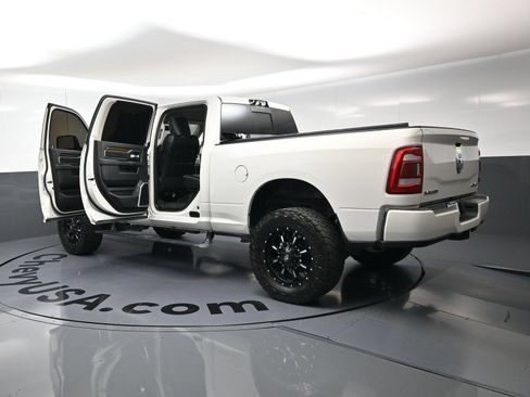 Used 2023 RAM 2500 Laramie AWD/4WD image 26