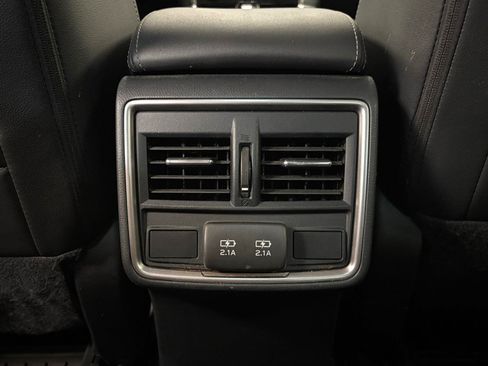 Used 2019 Subaru Forester Limited AWD/4WD image 39