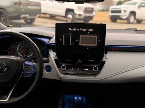 Used 2020 Toyota Corolla SE w/ SE Premium Package image 42