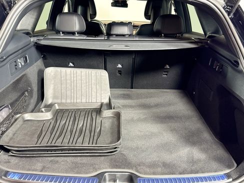 Certified 2025 Mercedes-Benz GLC 300 image 24