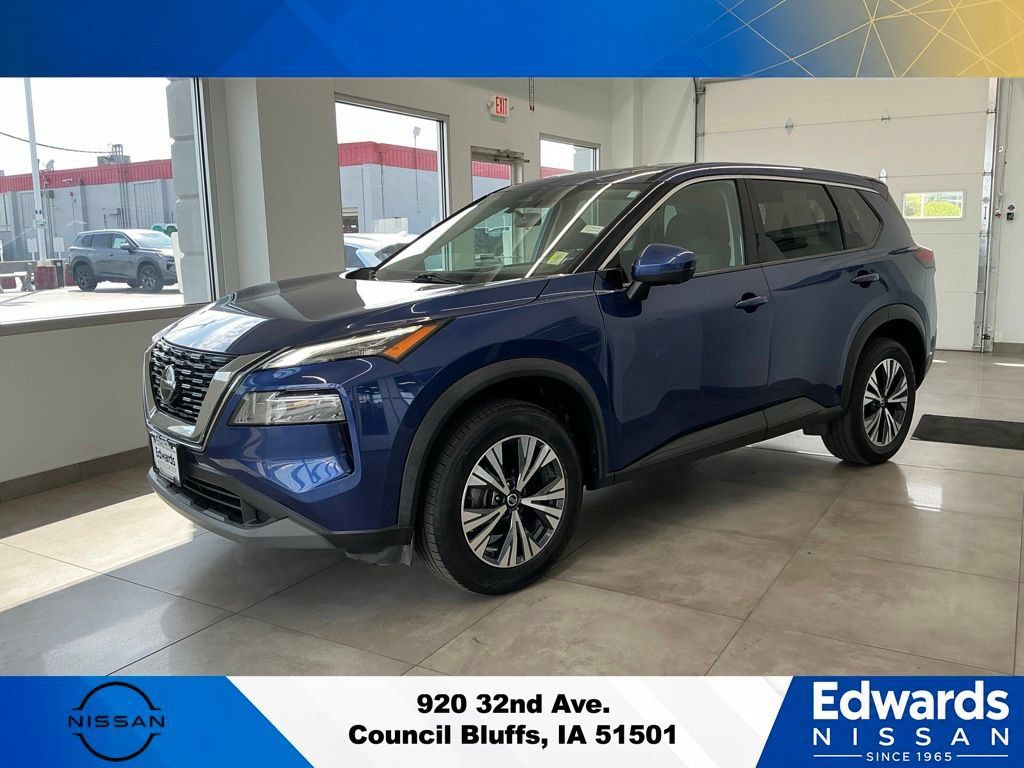Used 2021 Nissan Rogue SV AWD/4WD image 4