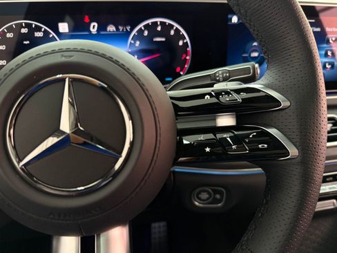 New 2026 Mercedes-Benz GLS 580 4MATIC image 29