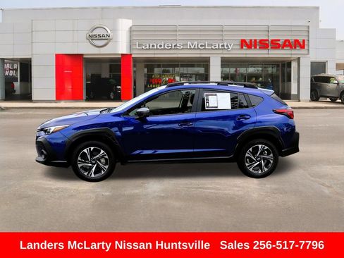 Used 2024 Subaru Crosstrek 2.0i Premium AWD/4WD image 8