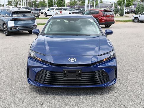 Used 2026 Toyota Camry LE FWD image 9
