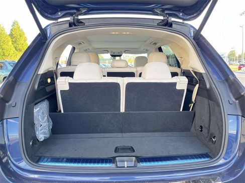 New 2026 Mercedes-Benz GLE 350 4MATIC image 9