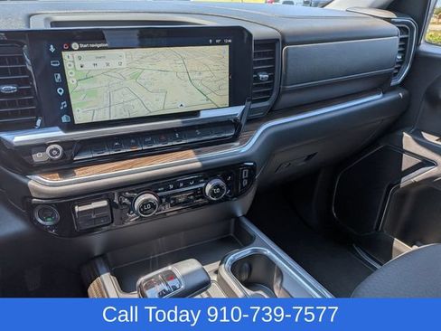 Used 2025 Chevrolet Silverado 1500 RST AWD/4WD image 23