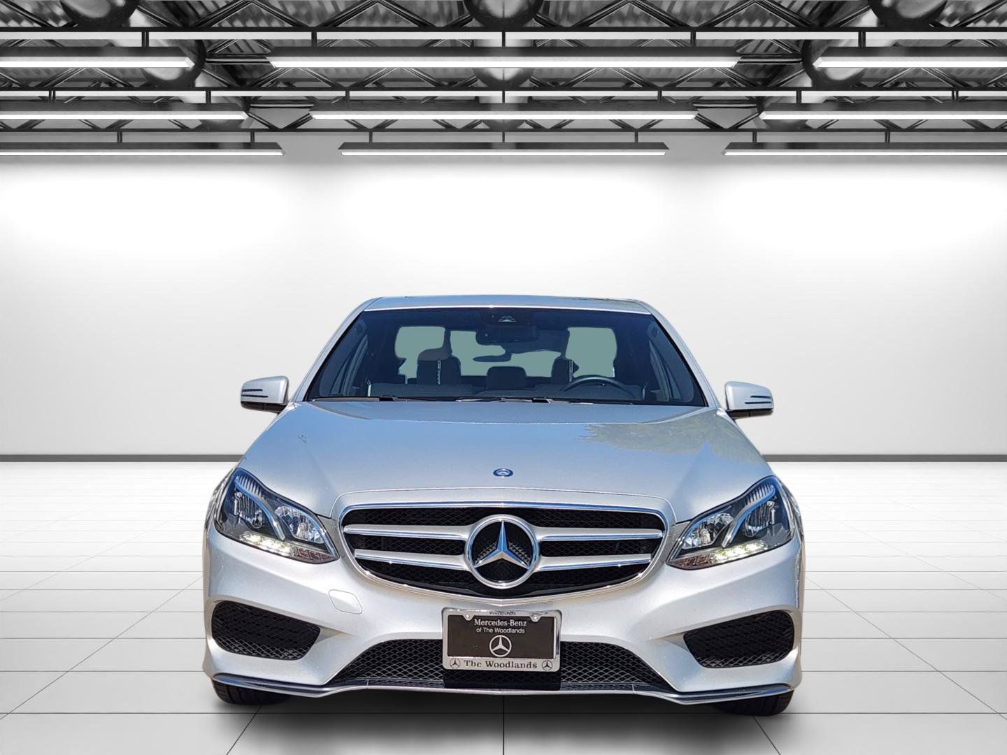Used 2016 Mercedes-Benz E 350 Sedan image 4