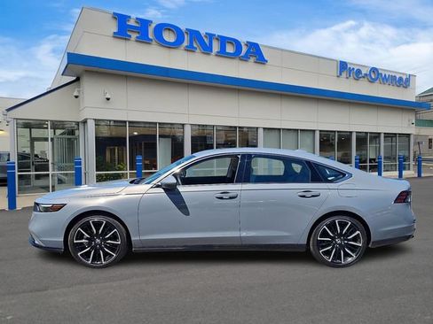 Used 2026 Honda Accord Touring image 8