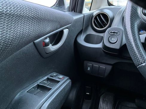 Used 2013 Honda Fit Sport image 22