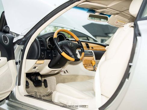 Used 2003 Lexus SC 430 Convertible RWD image 33