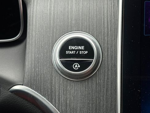 Used 2024 Mercedes-Benz GLC 43 AMG 4MATIC image 22