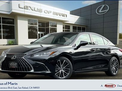 New 2025 Lexus ES 350 w/ Premium Package