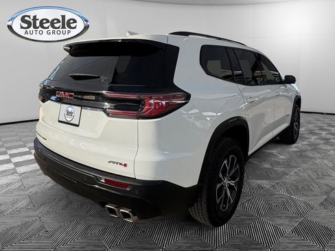 Used 2024 GMC Acadia AT4 w/ Luxury Package image 5