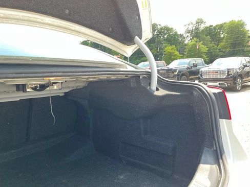 Used 2013 Chevrolet Malibu LT w/ Power Convenience Package FWD image 12